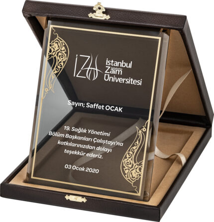 P15 - Kristallplakette